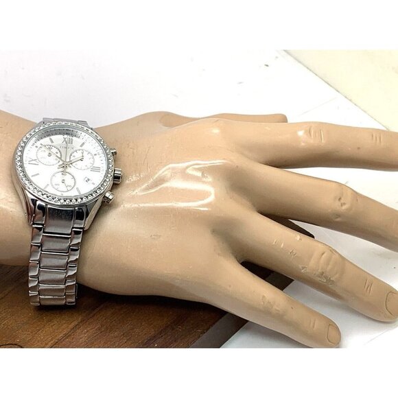 Timex Womens Watch TW2V57600 Quartz Chronograph Silver Dial Stainless St… - Picture 4 of 14